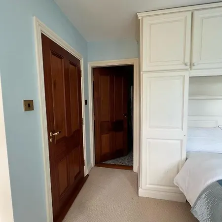 Taylors Hill Luxury * Galway